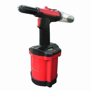 ZT1725 1/4 inch Air Hydraulic Riveter, Zipp Tools, Rivet Air Tools, Riveter Adapter Kits, Rivet Nut Adaptor Kits, Rivet Nut Adaptors, Contact WP FASTENERS Now For All Your Fasteners Needs